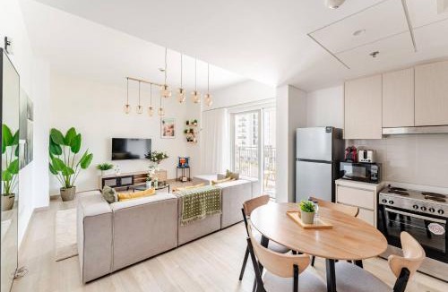 Abu Dhabi Apartment | Tangerine Haven on Yas Island