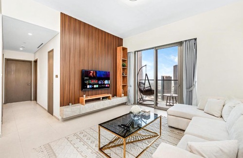 Trade Centre 1 Apartment | The Bellagge Signature Stays Grande 2BRs with Burj Views