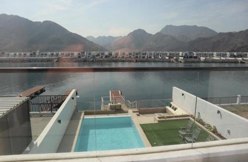 Sharm Villa | The Coral Villa with marina access, free ka yak and private pool - Al Dana Island Fujairah
