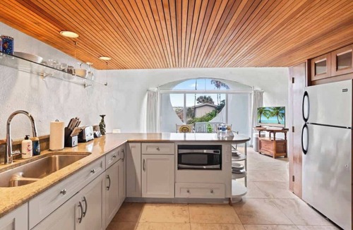 Atlantic Beach Apartment | The Dune House - Team Joseph Ellen
