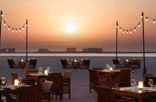 Al Hamra Village Resort | The Ritz-Carlton Ras Al Khaimah, Al Hamra Beach