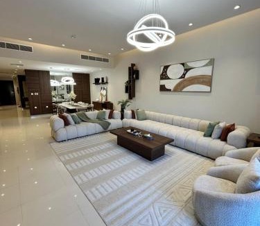 Sharm Villa | The Riviera Luxury Villa - Seaview Al Dana Fujairah