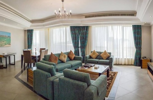 Al Majaz Apartment | Three Bedroom Apartment Near Al Majaaz Splash Park