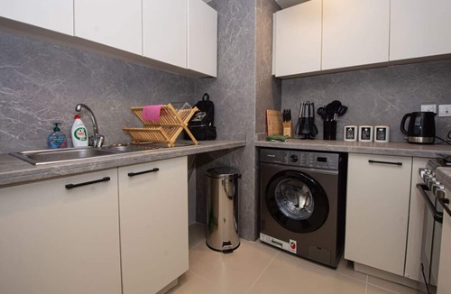 Ras Al Khaimah Apartment | Top-Floor Corner Seaview Haven