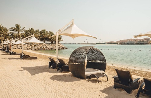 Al Maqta Hotel | Traders Hotel, Qaryat Al Beri