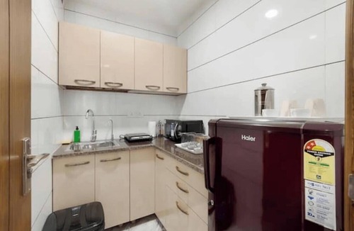 Sushant Lok Apartment | Tranquil Studio apartment