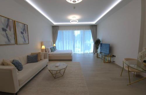 Jumeirah Lake Towers Apartment | Urban Calm - Studio in Me Do Re - JLT