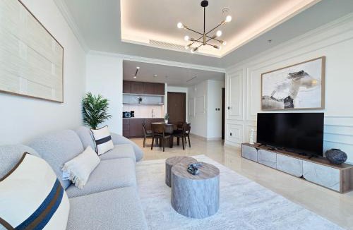 Dubai Marina Apartment | Venduras- 2BR Retreat , Beach Access , Emaar Beachfront