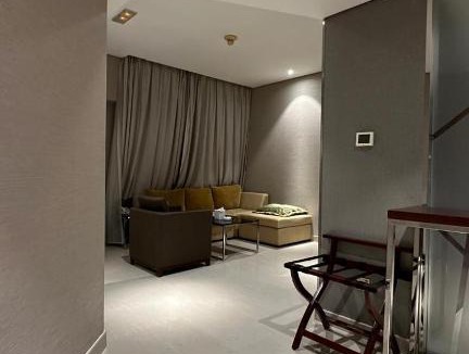 Al Muraqqabat Hotel | Versailles by Vieras Hotel
