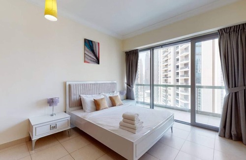 Downtown Dubai Apartment | Vibrant Two Bedroom in Downtown Dubai