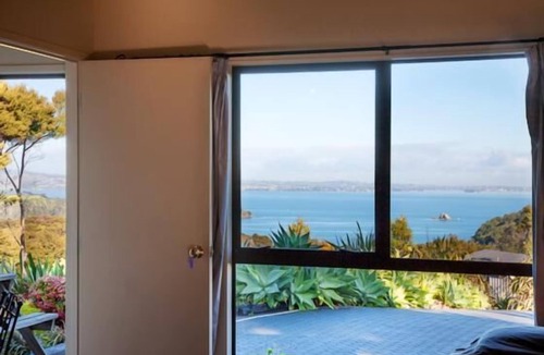 Omiha Apartment | Villa Pacifica Apartment 2-Free car/transfers