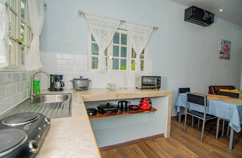 Desamparados House | Villas Mali La Fortuna, visit the Arenal Volcano, safe and quiet place