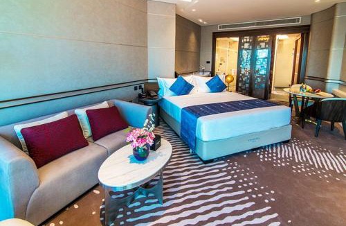 Madinat Zayed Boat Rental | Vip dessert safari Dubai