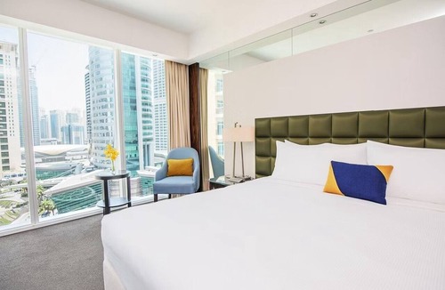 Jumeirah Lake Towers Hotel | voco Bonnington | Deluxe Room | Leisure Deck, Dubai Marina Minutes | 2 Units