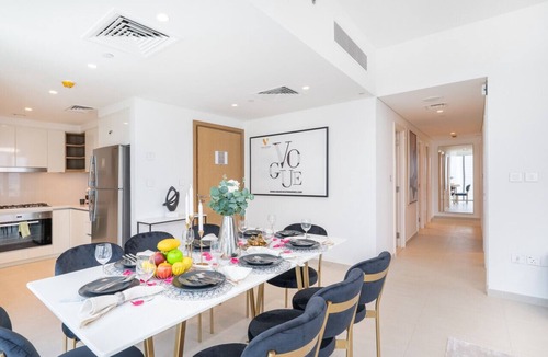 Za'abeel 2 Apartment | Vogue, Downtown with Easy Access to Dubai Mall