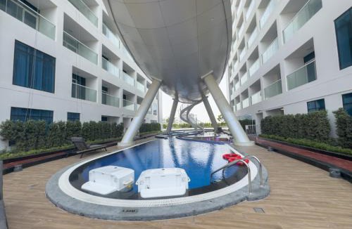 Al Barsha Apartment | Vogue Opalz by Danube Studio with balcony - Dubai Science Park - Al Barsha