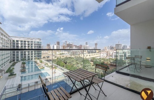 Jumeirah Village Circle Apartment | Vogue Vacation Homes, JVC Binghatti Phoenix near Circle Mall, One Bedroom Apartment with Balcony and Access to all Amenities