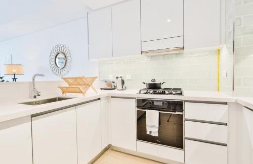 Abu Dhabi Apartment | Voyage One Bedroom In Mayan