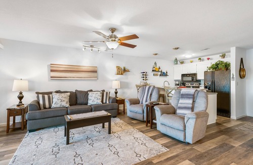 Lake of the Ozarks Condo | Waterfront Condo with Amazing Amenities