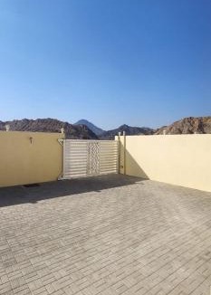 Hatta Villa | White Mountain House