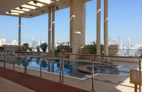 Jumeirah Lake Towers Apartment | White Sage - Lakefront Apartment Amidst Parks With Lake Access