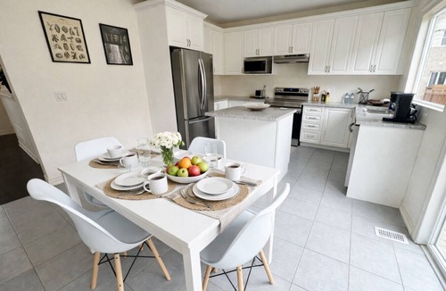 Mount Pleasant House | Your Group`s Headquarters · Sleeps 12 · Every GTA Venue an Easy Drive
