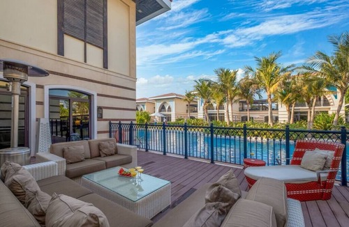 Palm Jumeirah Villa | Zabeel Saray Royal Residences Lagoon Villa