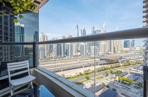 Jumeirah Lake Towers Apartment | ZAPBED House - AWP 1501