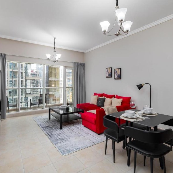 Maison Privee - Modern Downtown Apartment with City Skyline Vws