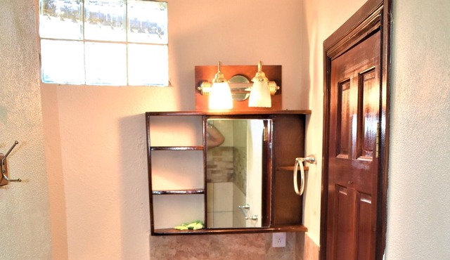 1 Double bedroom 20 min Alajuela airport. Best views!