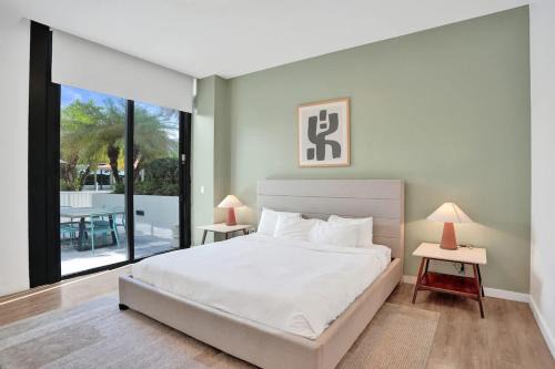 17WEST Spacious 3BR Apartment with Balcony -516 in Miami Beach