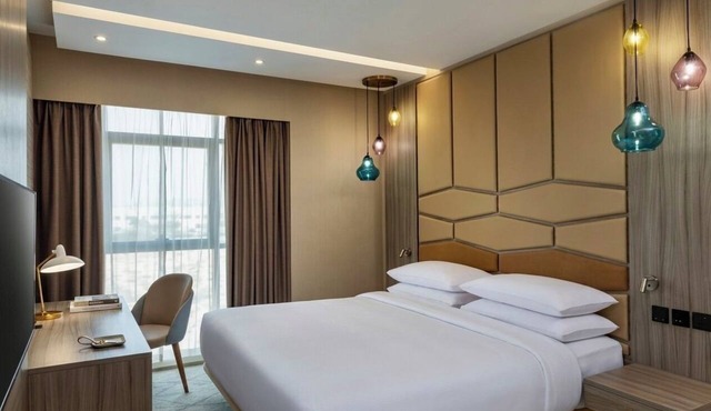 1BR Suite | FourPoints Dubai | Pool, Spa, Near Marina + Beach | 2 Units