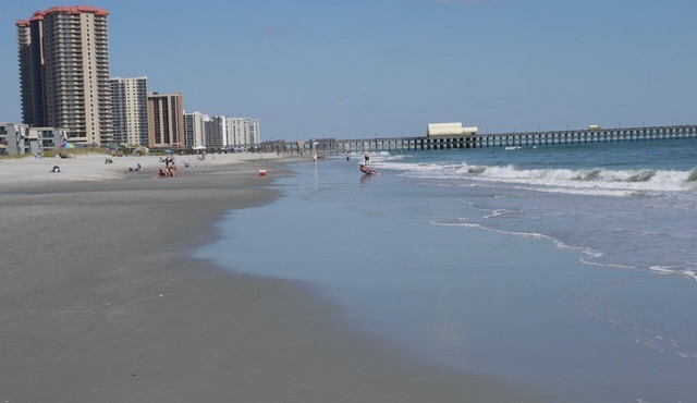 1st Floor! Ocean Side Condo on Shore Drive - WiFi, Recent Remodel! in Myrtle Beach