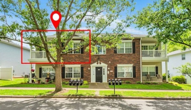 2 Bedroom Lake Norman Condo POOL in Cornelius