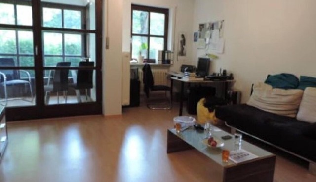 2 room apartment in Munich Temporary living 2 room apartment with loggia and garden