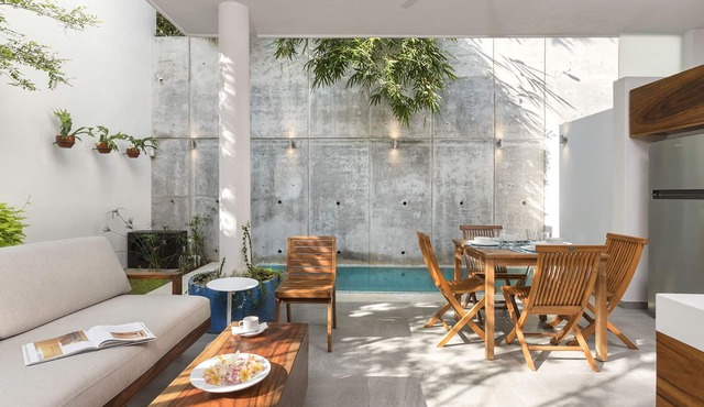 2BDR 2.5Bath Vacation House w/Private Pool Steps from the Beach in San Francisco
