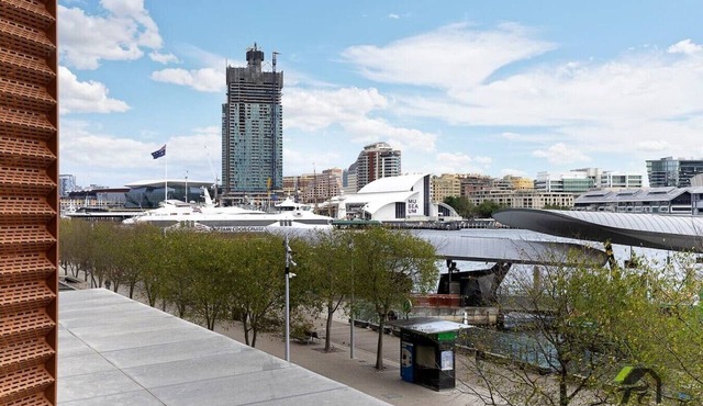 2BR Water View Apt, FreeParking, near CBD| Harbour in Barangaroo