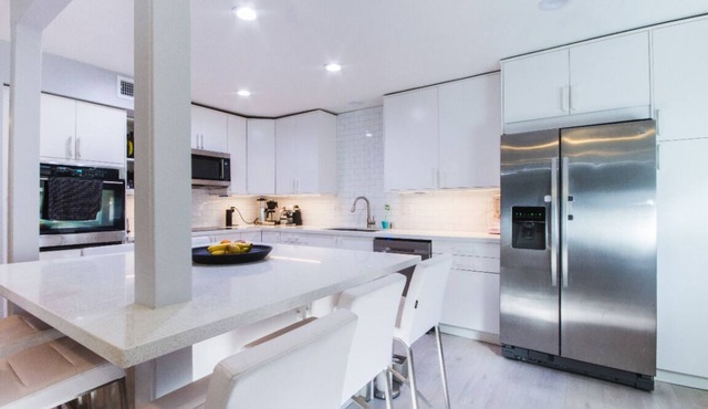 4BR Family Home | 12 min Disney | 15 min to Beach in Tustin