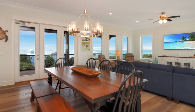 5BR, Beach View, Elevator, Comm Pool, North Cape in Cape San Blas