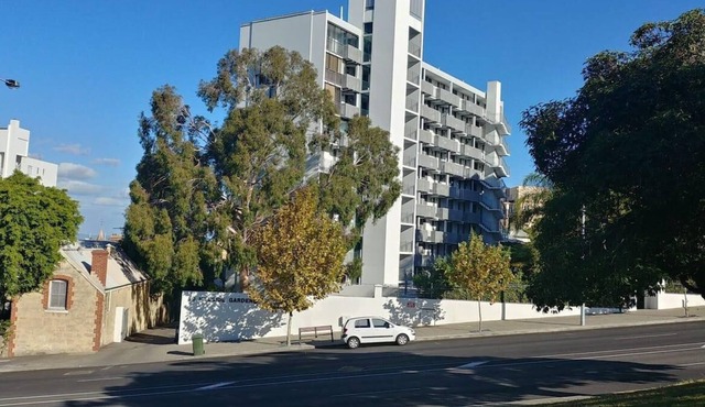 65 Hillside 2BR Apt CBD Kings Park Parking in West Perth