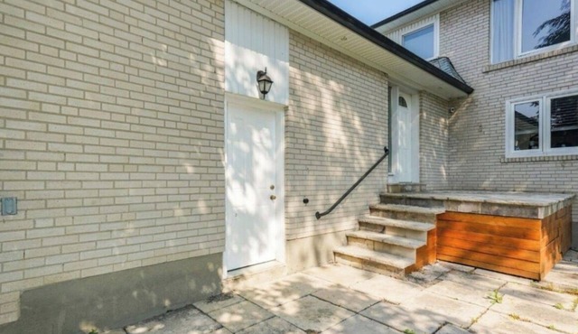 A Modern Private Basement Suite – Richmond Hill in Richmond Hill