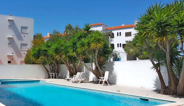 A10 - Windmill Park 1 bed With Pool