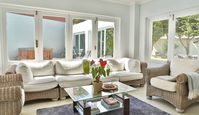 Abington Manor - Fish Hoek Guesthouse in Cape Town