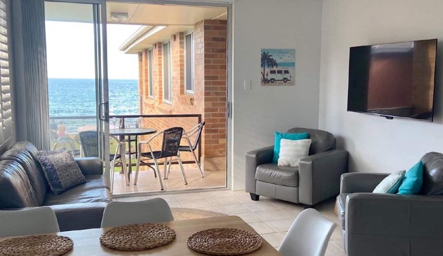 Absolute Beachfront Apartment Avoca Beach Accom