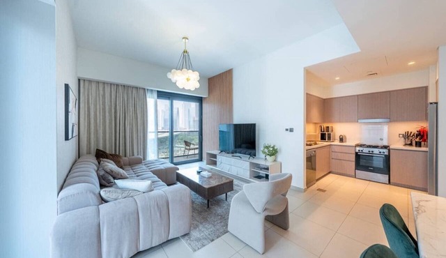 Act 2 Luxury 2BR Facing Burj Khalifa & Fountain