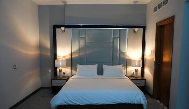 Al Azmi Hotel