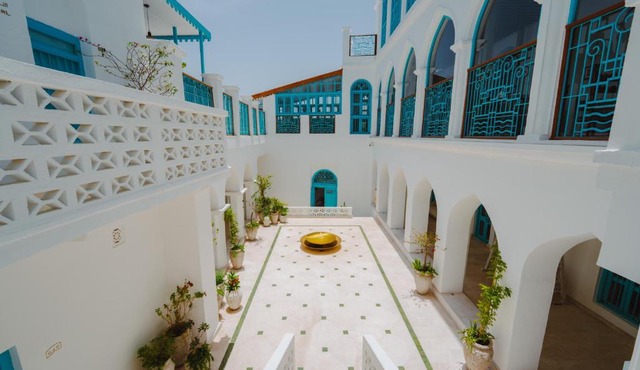 Al Bait Al Sharqi