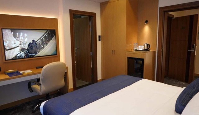 Al Hayat Hotel