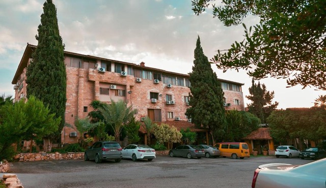 Al Joude Hotel فندق الجود