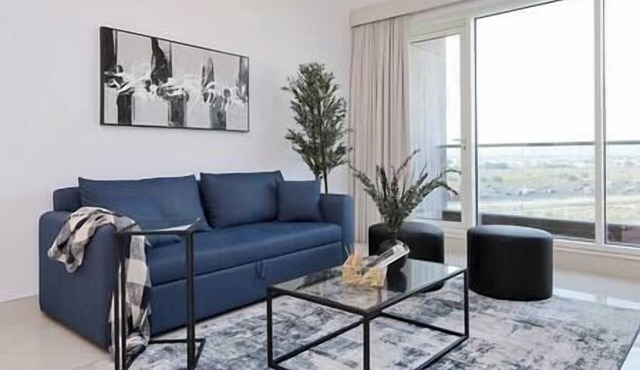Al Warqa Apt w/Pool & Gym, Near Downtown